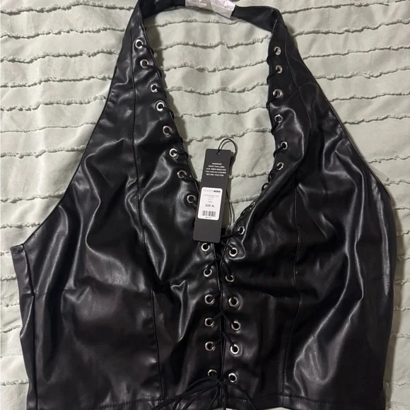 Fashion Nova Black Lace-Up Crop Top - Picture 2 of 3